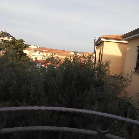 Sos Manneddos فندق مبيت وإفطار بوسادا