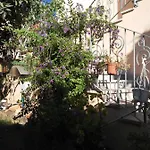 فندق مبيت وإفطار Sos Manneddos بوسادا