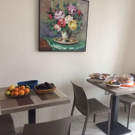 Bed & Breakfast Sos Manneddos Posada (Sardinia)