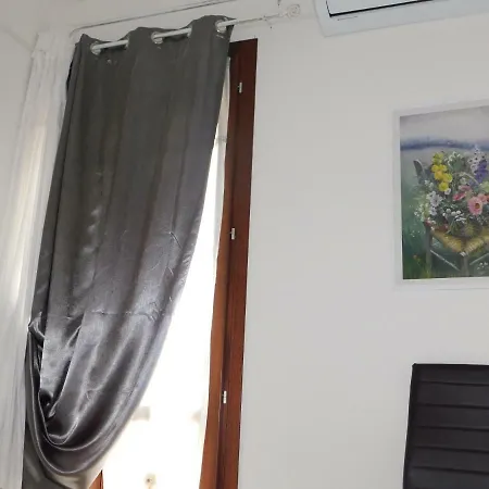 Oda ve Kahvaltı Sos Manneddos