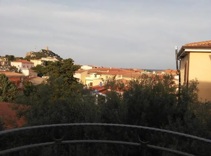 Sos Manneddos Nocleg ze śniadaniem 3*