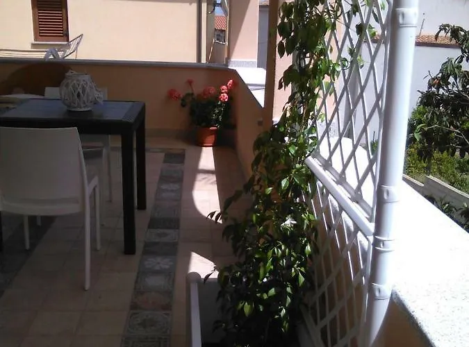 Sos Manneddos Nocleg ze śniadaniem 3*